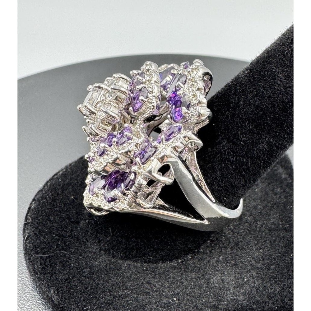 Silver Tone Purple & White Crystal Flower Bold Statement Cocktail Ring Size 7 - Picture 3 of 8